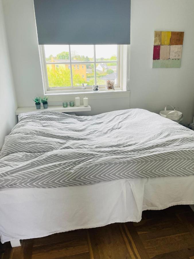 Cool Familyhome Close To The Beach W Two Cuddly Cats Espergærde エクステリア 写真