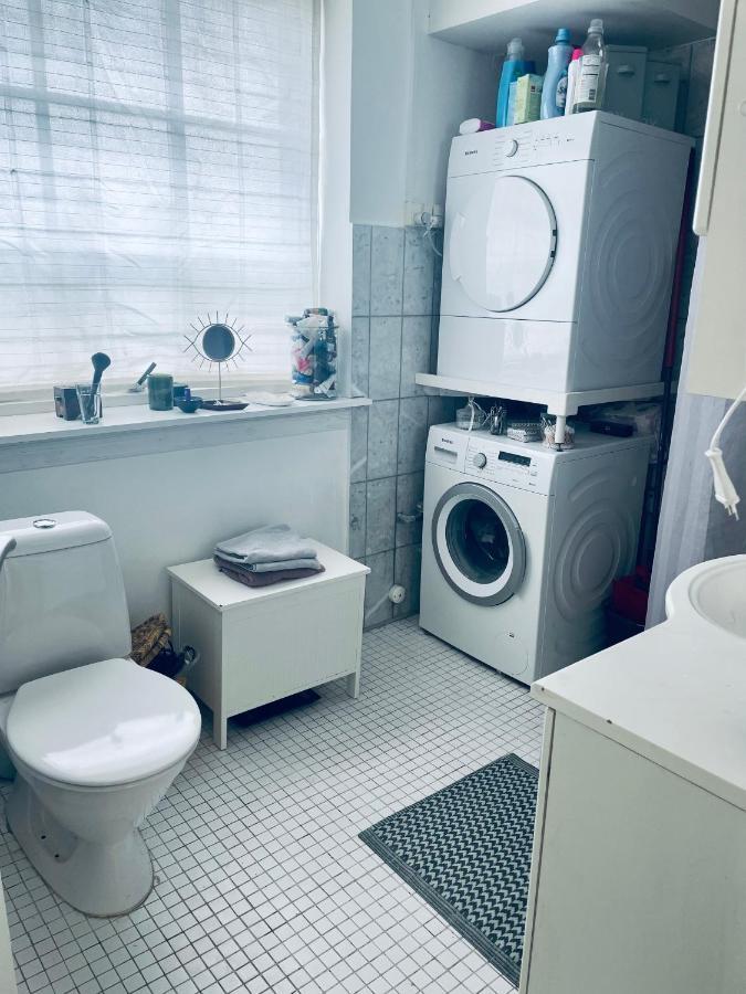Cool Familyhome Close To The Beach W Two Cuddly Cats Espergærde エクステリア 写真